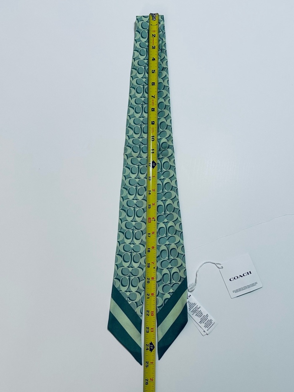 COACH GREEN SIGNATURE C SILK SKINNY SCARF BAG HANDLE WRAP HAIR NECK TIE NWT - Picture 3 of 5